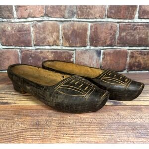 Vintage Wooden Clogs Womens Shoes Sabots Primitive Folk Decor Hand Carved Rustic